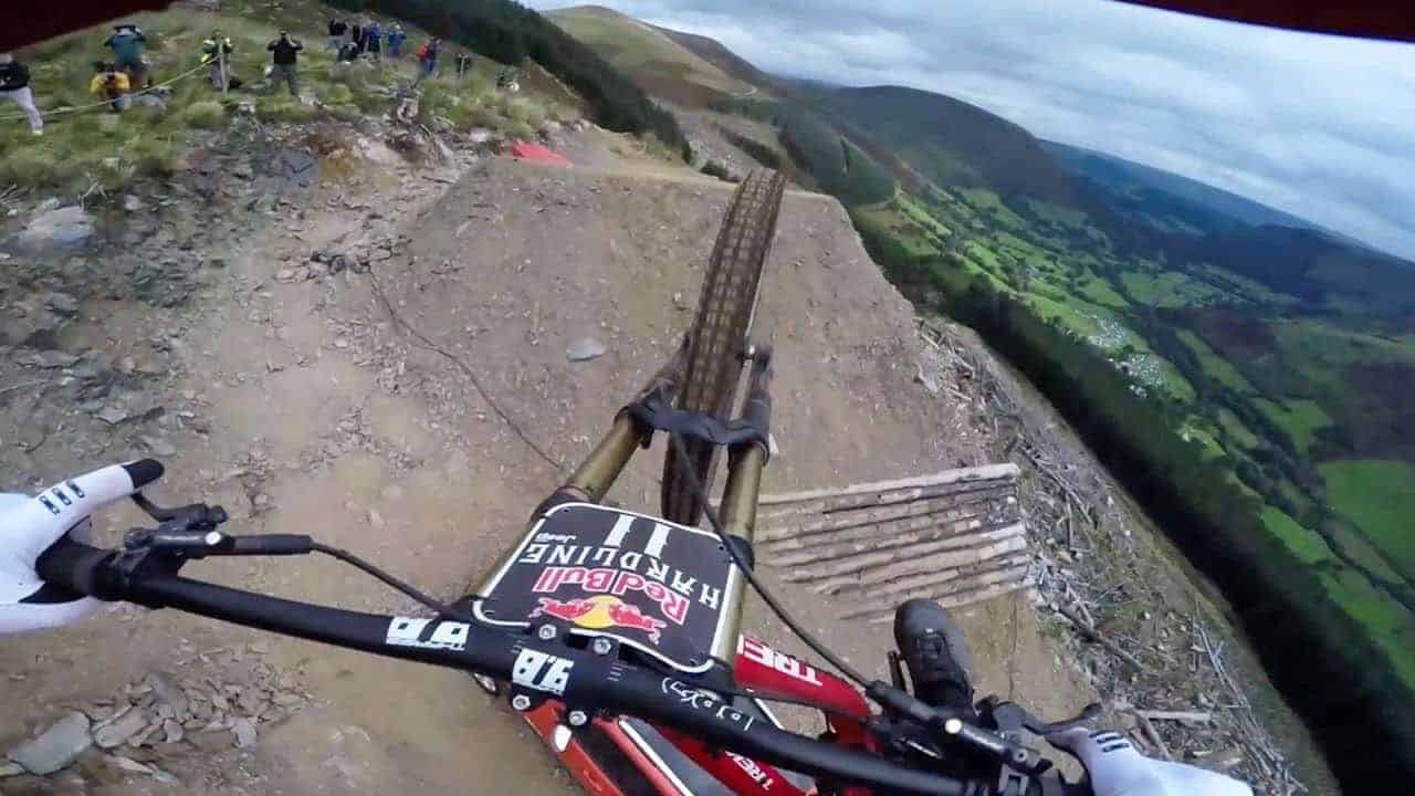 Dan Atherton fährt eine der härtesten Mountainbike-Strecken der Welt