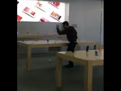 Angry customer smashes multiple iPhones in a French Apple store