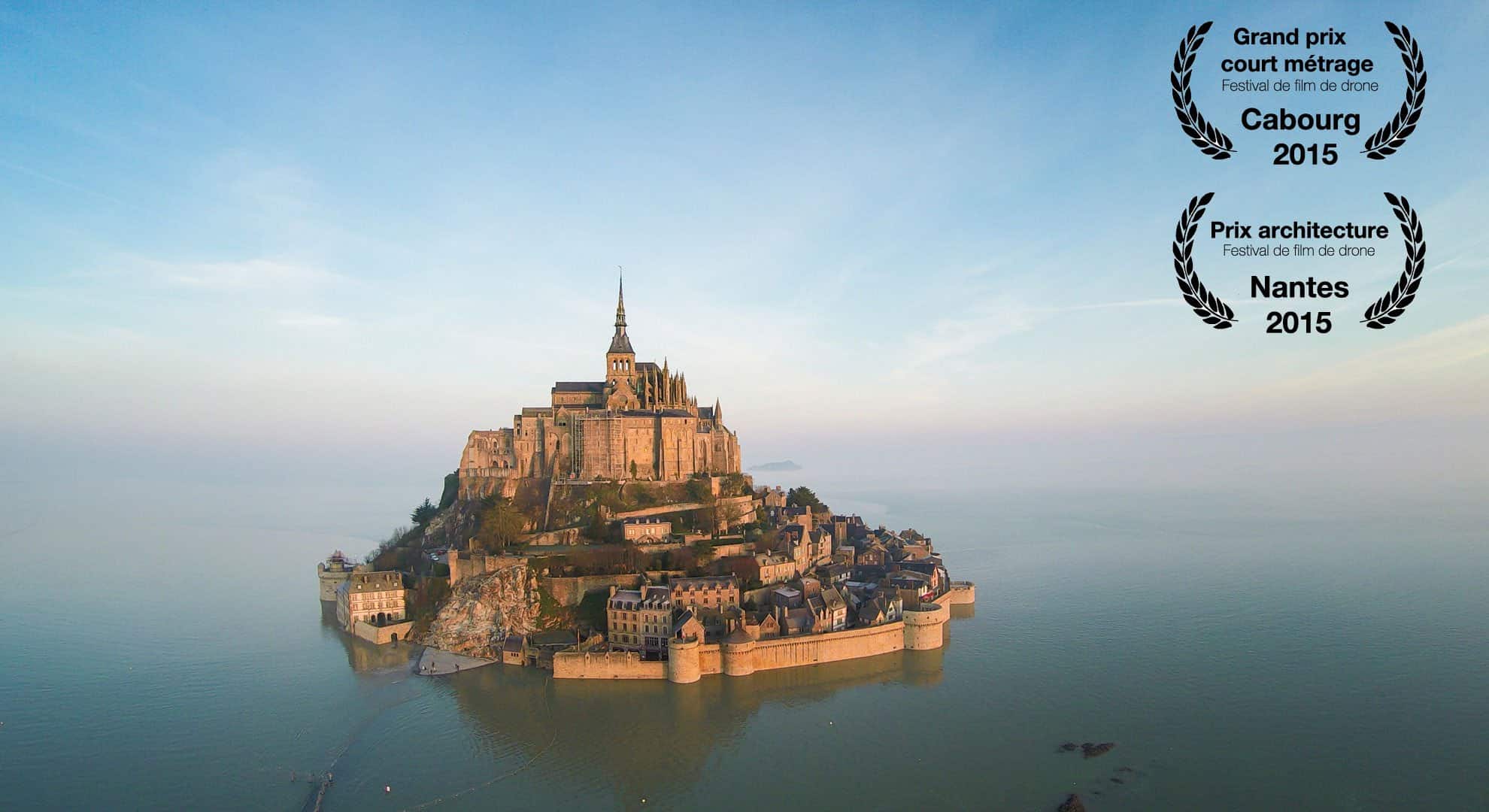 Le Mont-Saint-Michel: Kloster mit einer Drone und in einem 360° Video gesehen