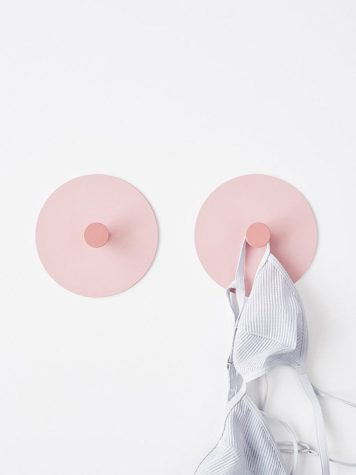 Nipple hooks for your four walls at home