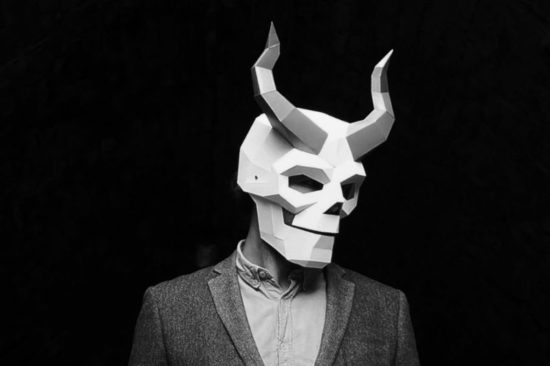 Halloween-Masken aus Papier