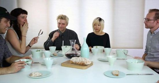 Cremation Design: Morbides Geschirr aus Menschenknochen