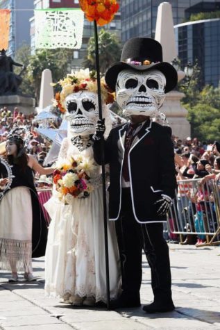 Dia De Los Muertos: Fotos der Parade in Mexiko-City