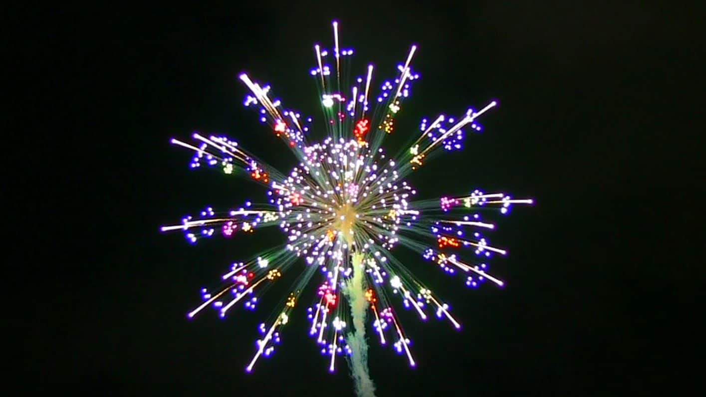 Feuerwerk Wettbewerb in Nagano Japan