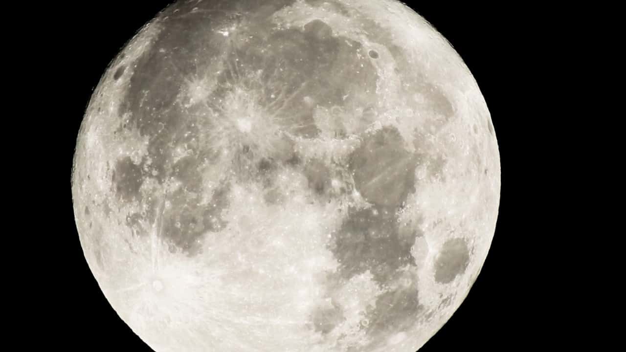 Super polna luna 2016 v realnem času