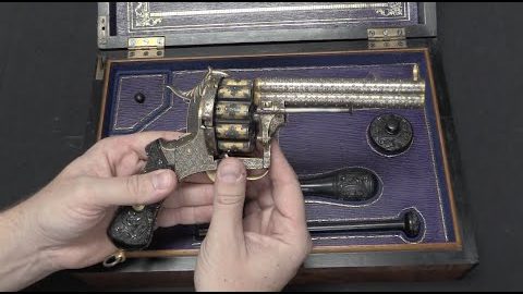 Revolver mit 20 Schuss