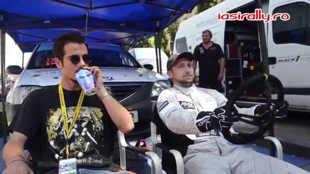 Liviu Opran macht Rennwagen-Sound mit einer Dose nach