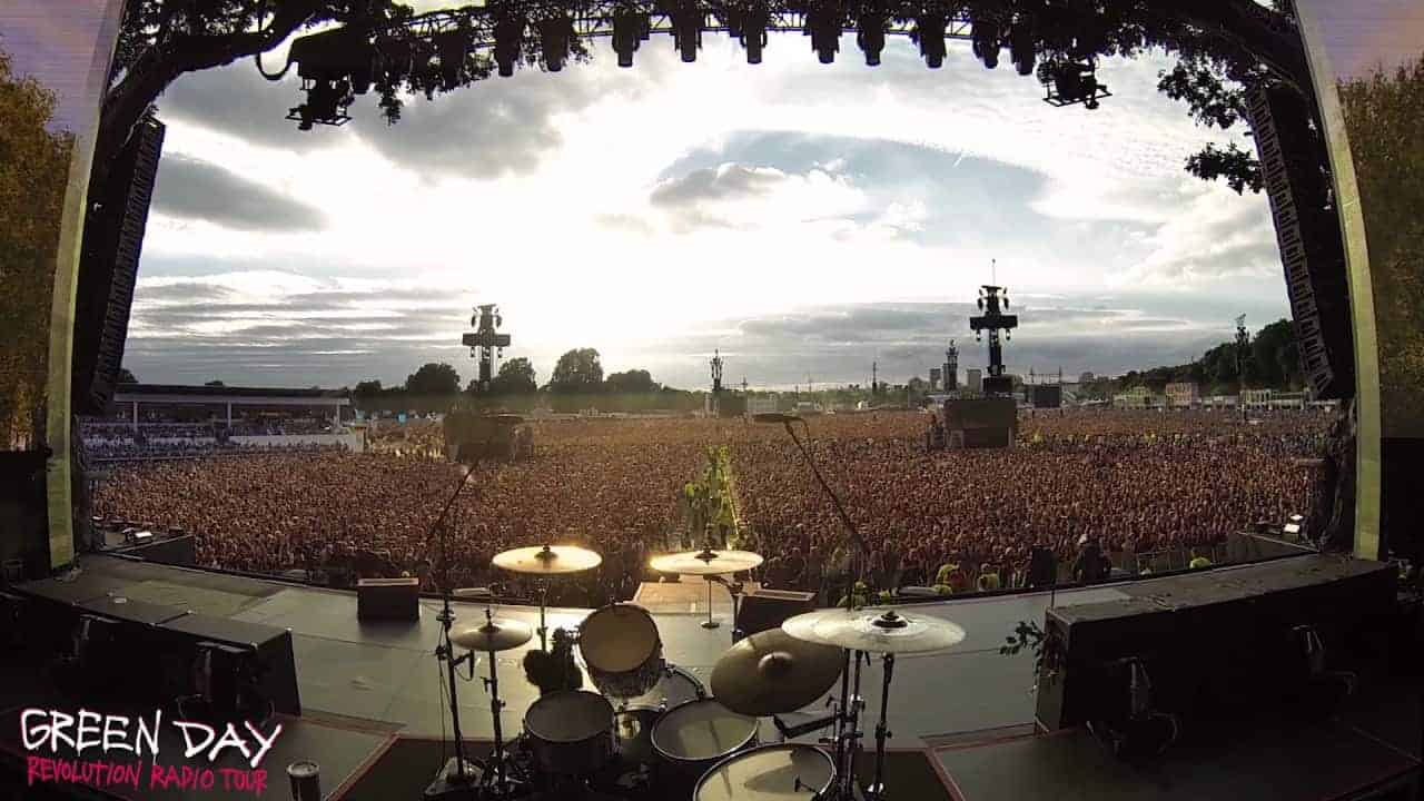 Wie 65'000 zu "Bohemian Rhapsody" vor einem Green Day-Konzert abgehen