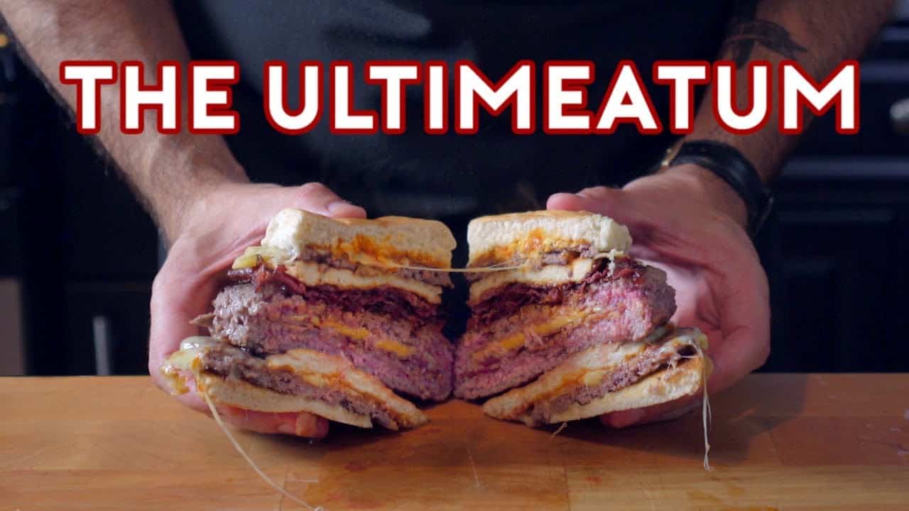 Ultimeatum: Ein Burger in einem Burger mit zwei Burgern als Buns