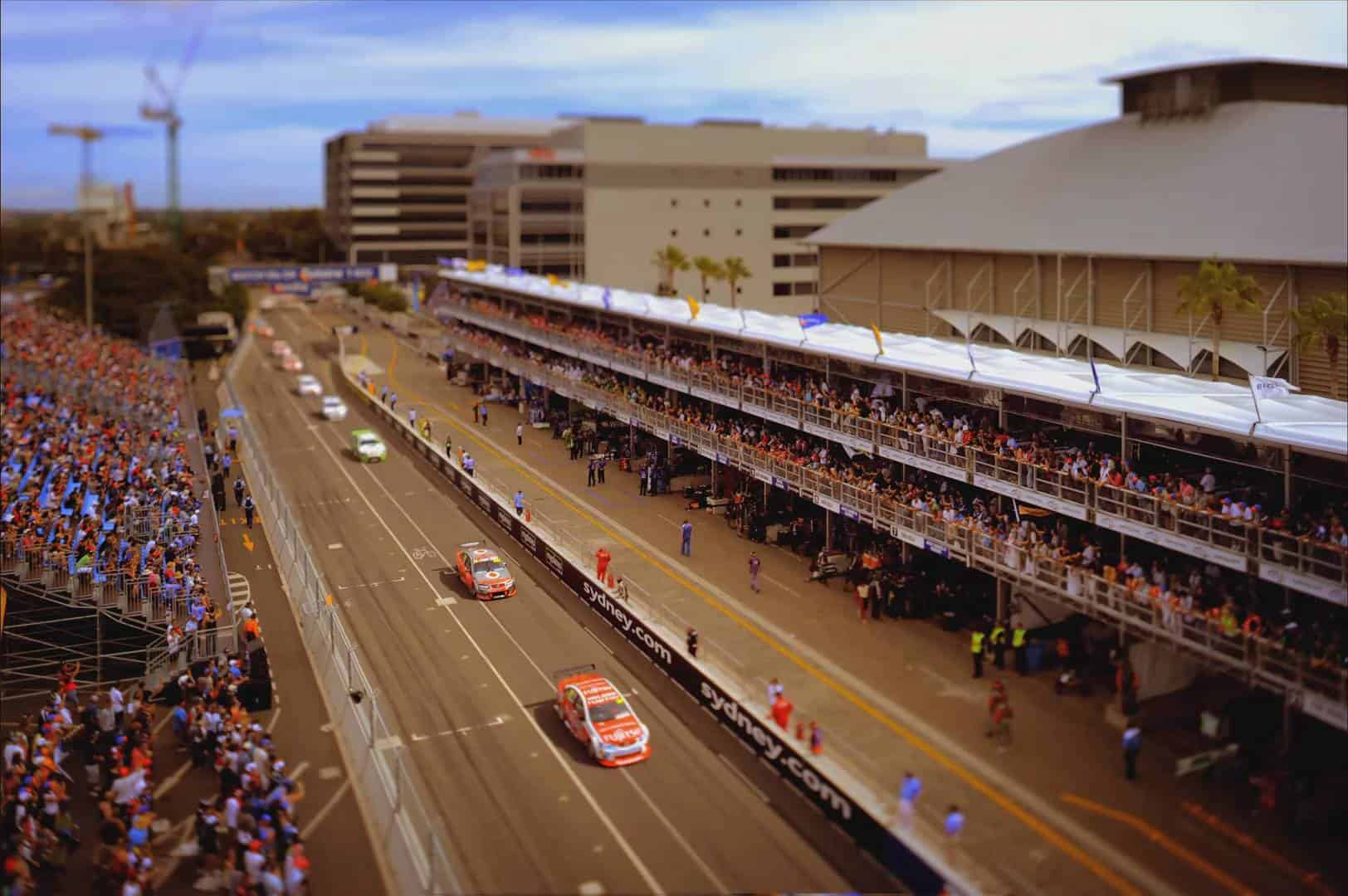 Grossartiges Tilt-Shift vom V8 Supercar-Rennen