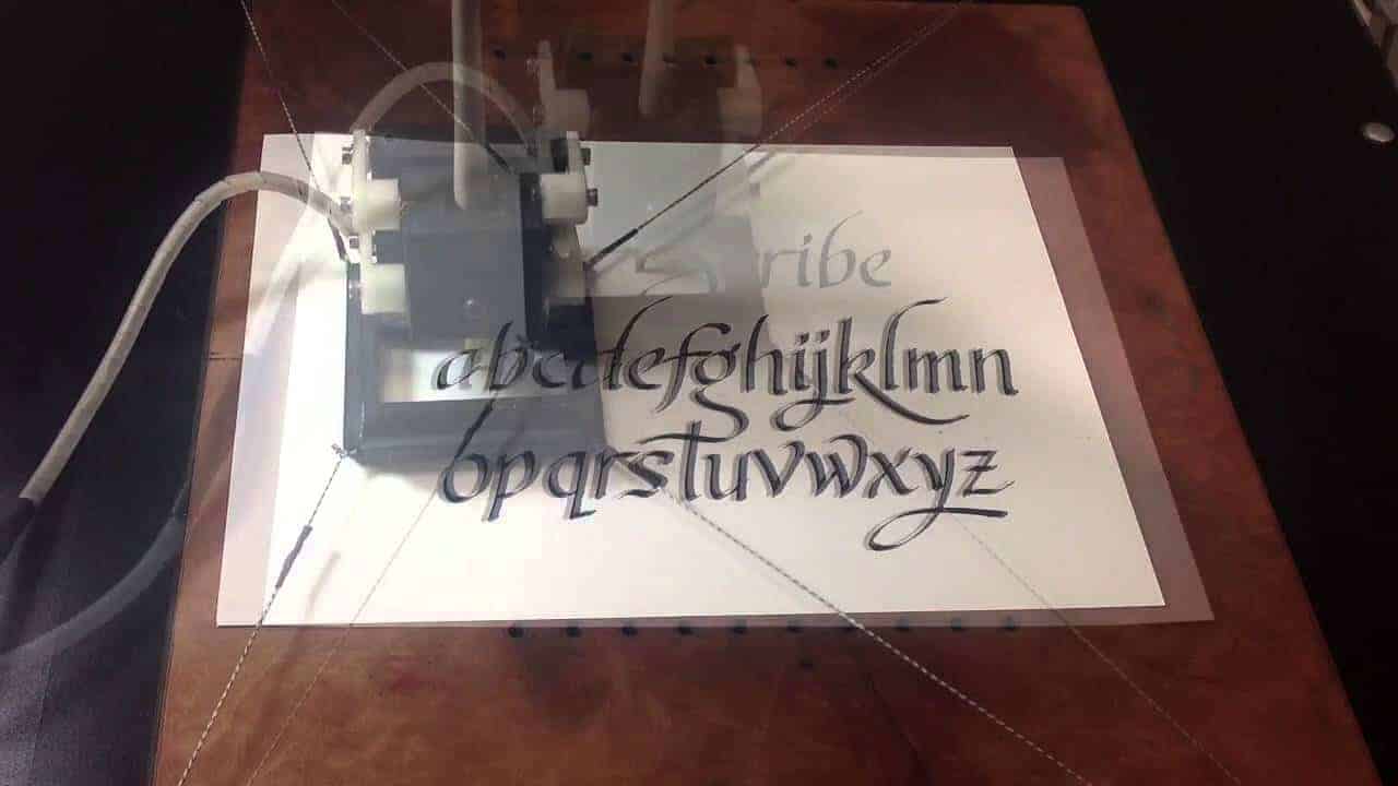 ZarPlotter: Beschriftungs- und Zeichenmaschine für den Plagiator