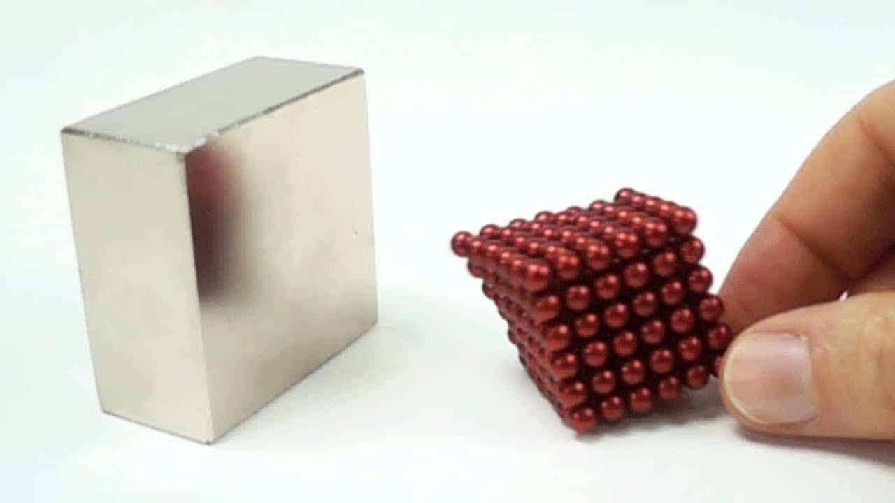 Magnetenkollisionen in Zeitlupe