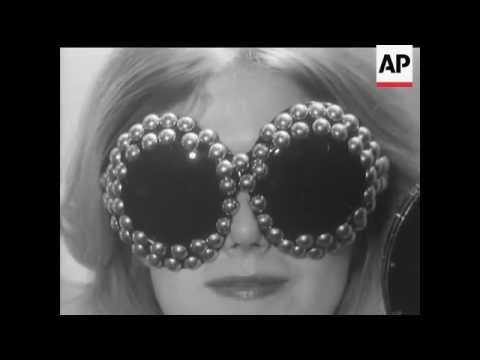 fancy sunglasses from 1971