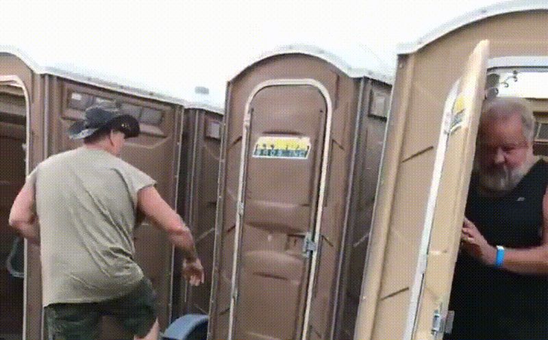 Das Ende der Open-Air Festivalzeit in einem GIF