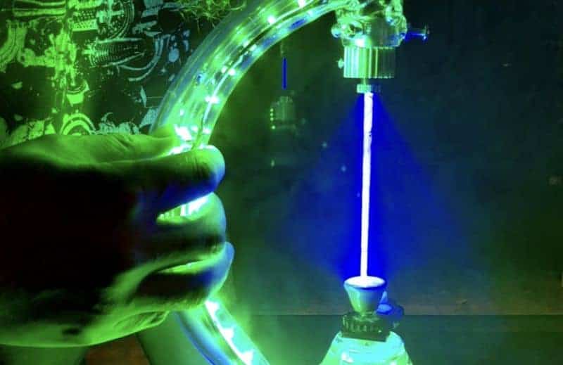 Laser powered bong by Lazer Dabs ⚡️💨