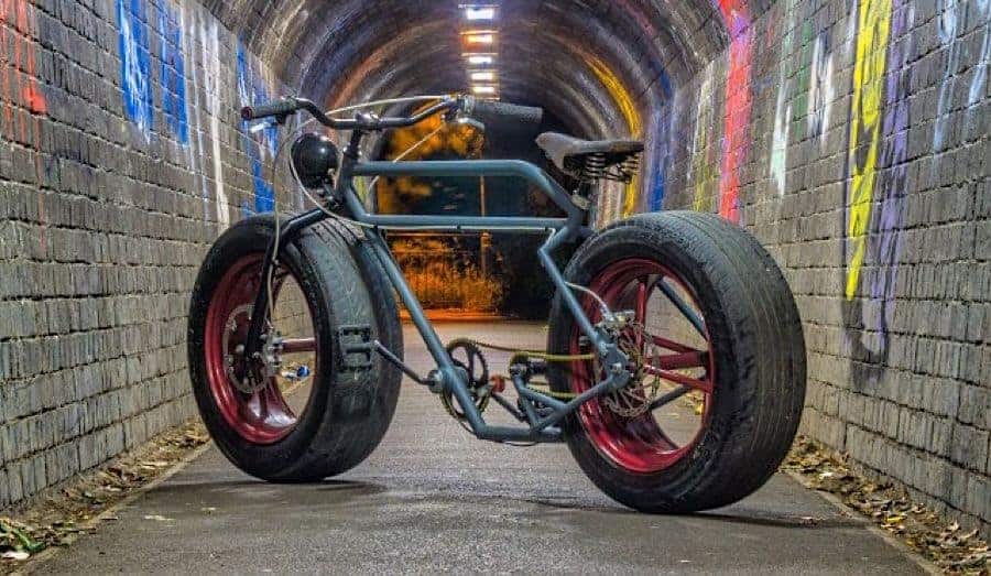 Mr Mash baut Fahrrad mit Autoreifen