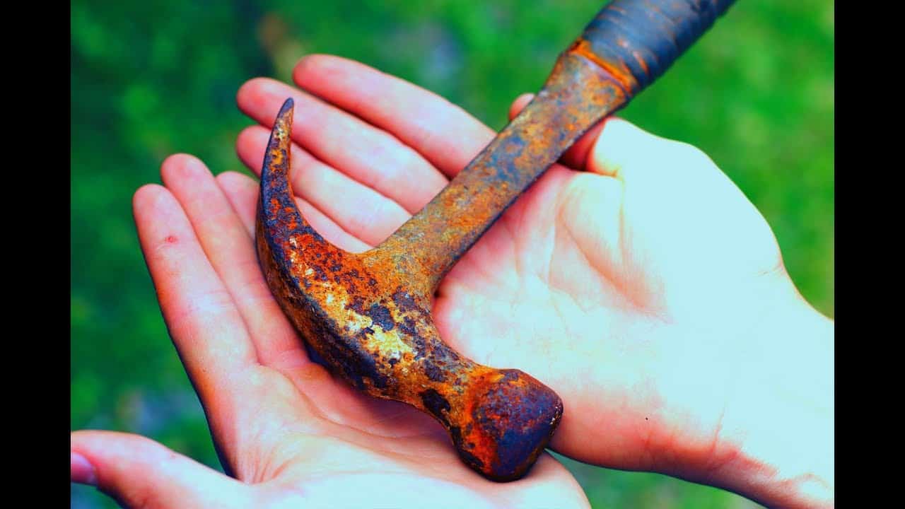 Verrosteten Hammer restaurieren