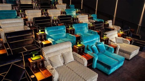 Pathé: In diesem Kino könnt ihr Filme auf Betten und Sofas schauen
