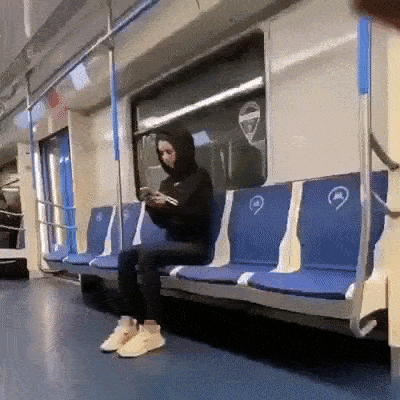 Corona-Pandemie: Wie man im ÖV für genügend Abstand sorgt