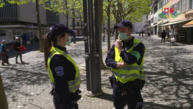 Freiheitstrychler: Como arbitrariamente a polícia de Aarau procede