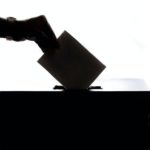 Hlasovanie podľa zákona Covid: Federálna vláda poskytuje v hlasovacích dokumentoch nesprávne informácie - je nevyhnutné podať sťažnosť