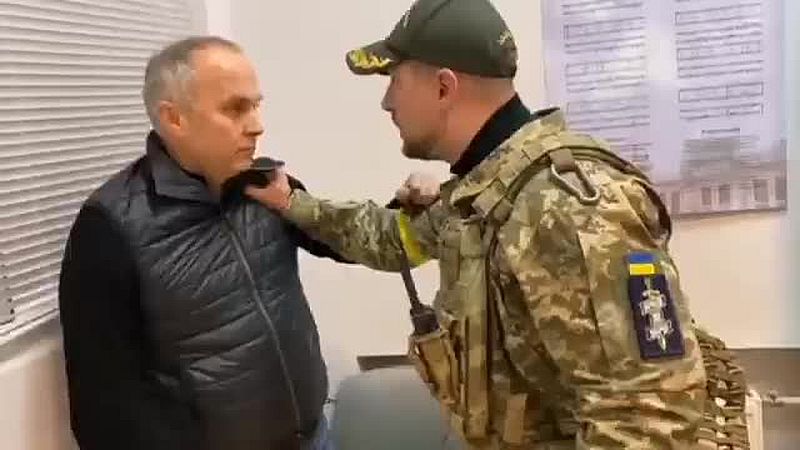 ASOW droht pazifistischem, ukrainischen Abgeordneten mit dem Tod