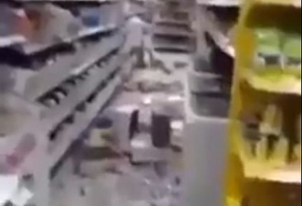 Willst du Russen-Supermarkt zerdeppern, kann dir schon mal der Kopf scheppern