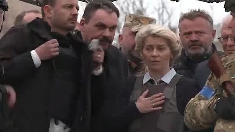 Politik wird zu Show-Event: Wie der Ukraine-Krieg von der Leyens Unaufrichtigkeit und Gefühlskälte enttarnt und Corona vernichtet hat