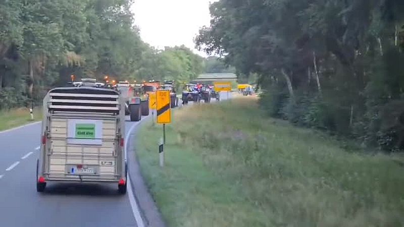 Deutsche Landwirte unterstützen die Bauern-Proteste in den Niederlanden