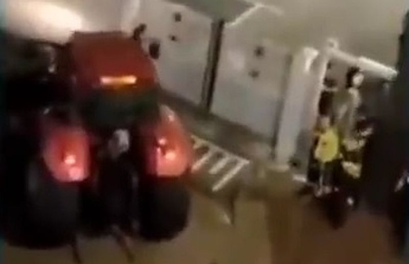 Proteste in den Niederlanden: Polizei schiesst auf unbewaffnete Bauern