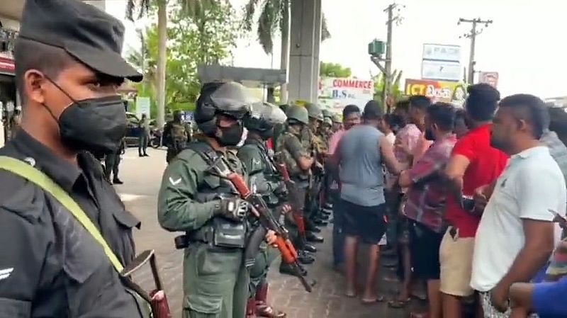 Energiekrise: In Sri Lanka werden Tankstellen jetzt von der Armee bewacht