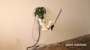 Plant Machete: Lebende Pflanze steuert Machete durch einen Industrieroboterarm