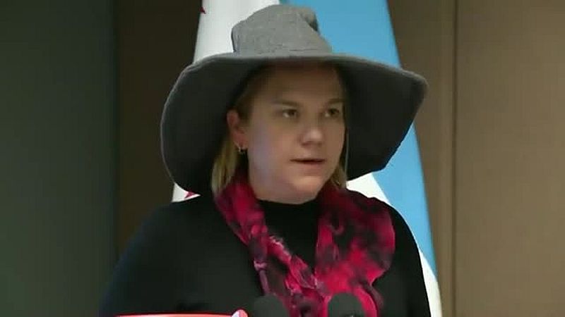 Meine Kristallkugel sagt, holen Sie sich Ihren Booster! 💉