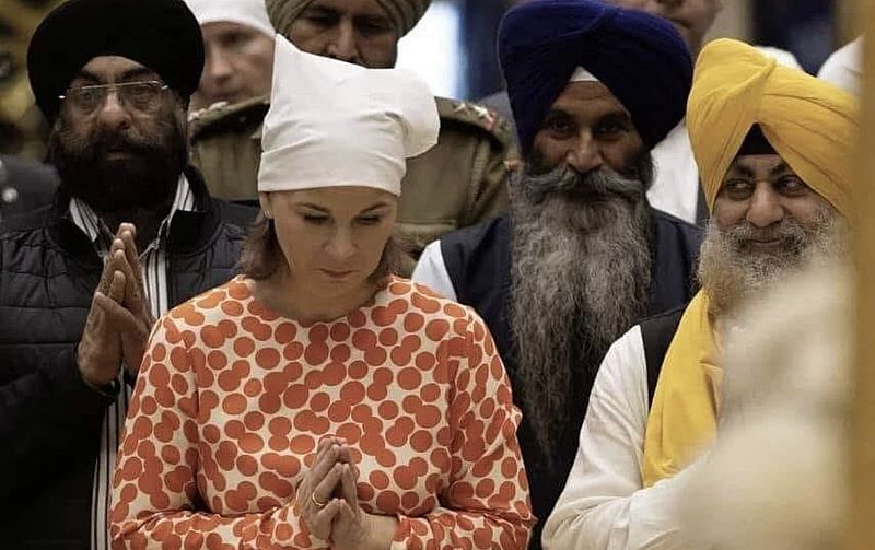 Offensichtlich sind Inder nicht so dumm, wie man Annalena erzählt hat