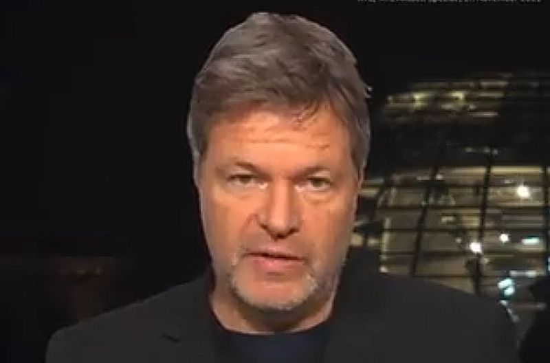 Habeck völlig enthemmt: Impfen bis die Nadel glüht!