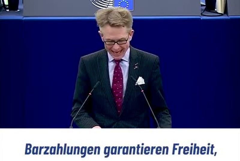 Unabsichtlich gibt Lagarde zu, der Digitale Währung dient der totalen Überwachung