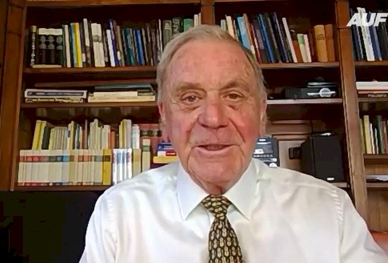 In memoriam Prof. Arne Burkhardt