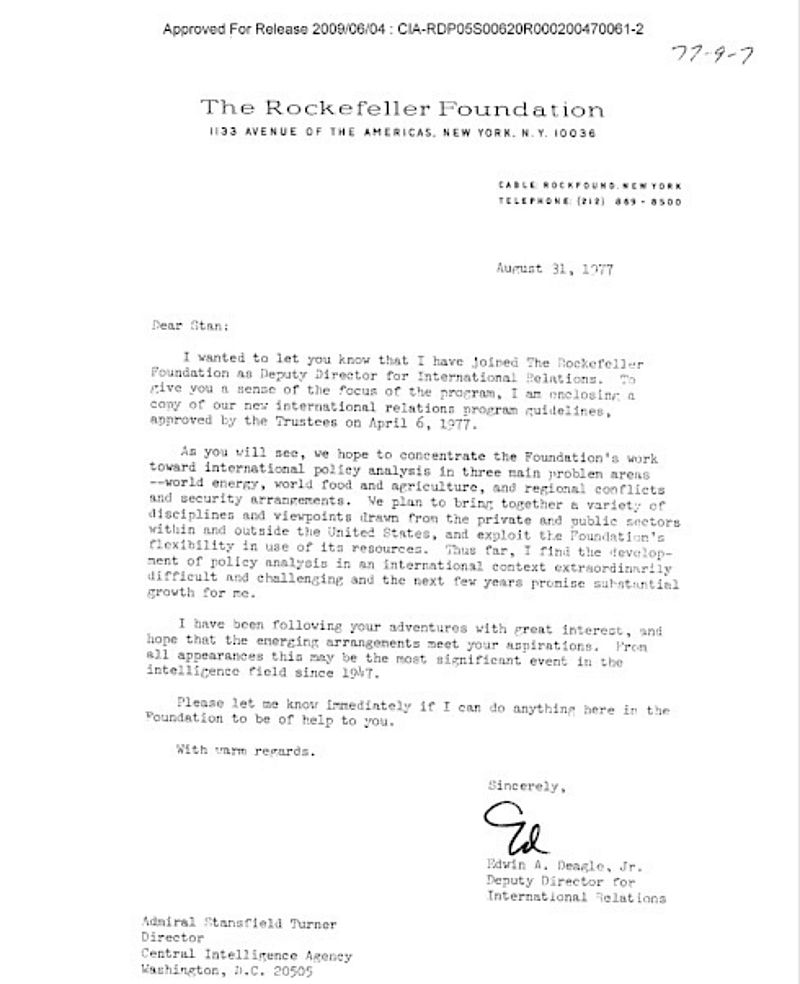 Alarmierender Beweis, wer direkt mit Deagels apokalyptischer Entvölkerungsprognose für 2025 verbunden ist