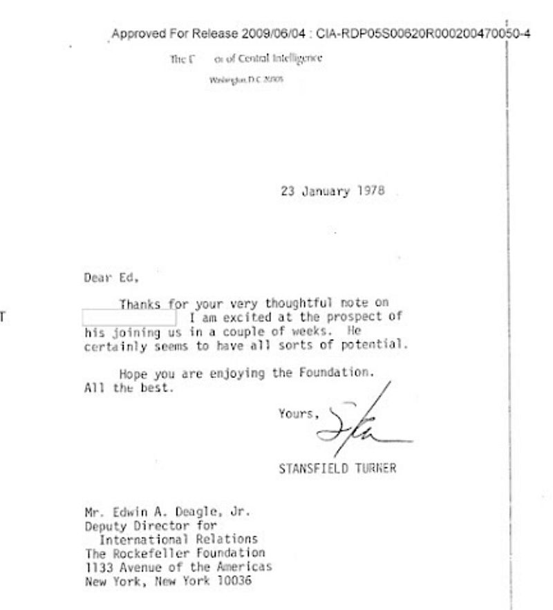 Alarmierender Beweis, wer direkt mit Deagels apokalyptischer Entvölkerungsprognose für 2025 verbunden ist