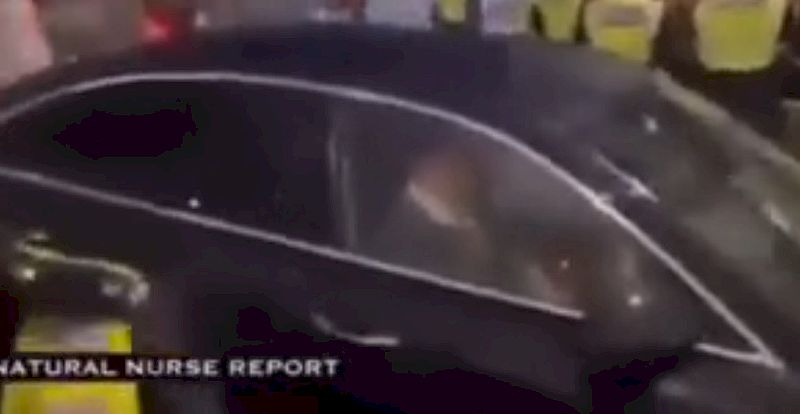 Begeisterter Empfang von Bill Gates