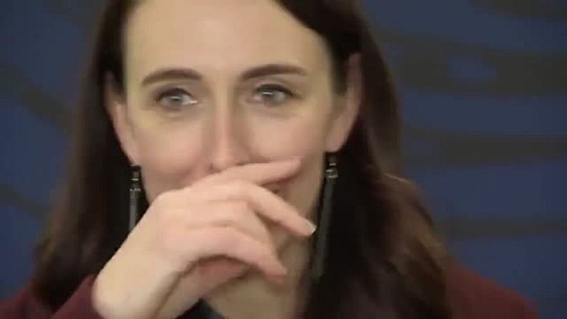 Warum juckt ihre Nase und entgleist ihr Gesicht?