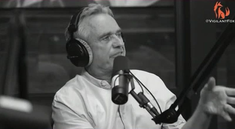 Pharma profitiert in hohem Masse von Impfstoff Nebenwirkungen