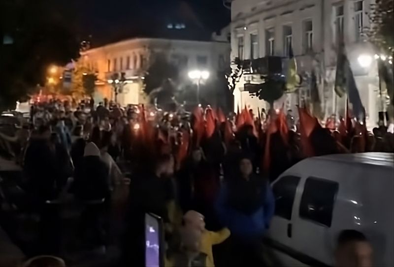 Bandera, Schuchewitsch, Helden der Ukraine