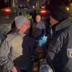 Wie respektlos Polizist mit protestierenden Bauern umgeht