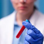 Japanska forskare varnar för risker förknippade med blodtransfusioner från personer som vaccinerats med COVID-19 mRNA