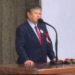 Ehemaliger Minister Japans beteiligt sich an Protesten gegen die WHO