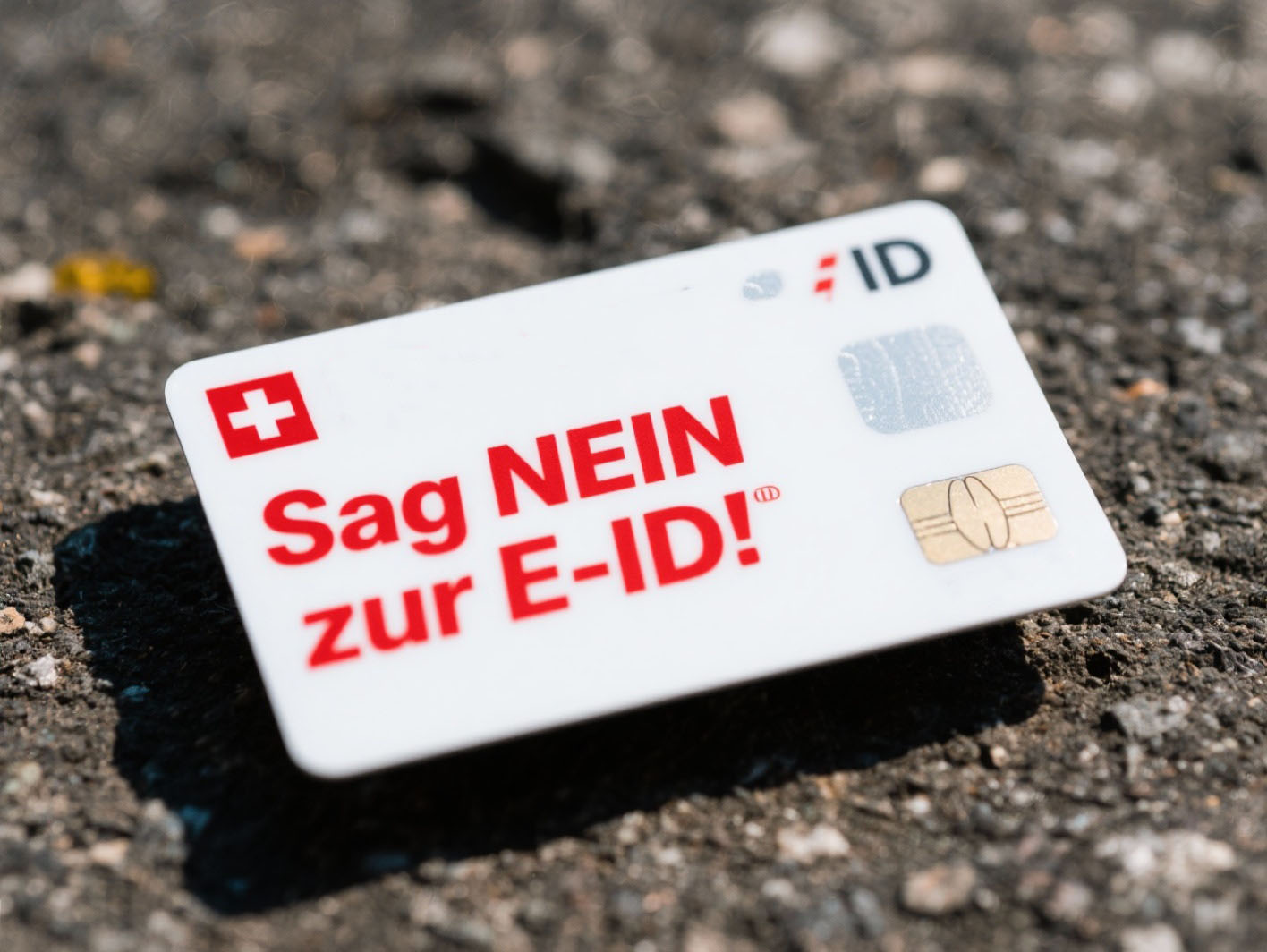 E-ID: Der Freifahrtschein für Überwachung und Datenhandel