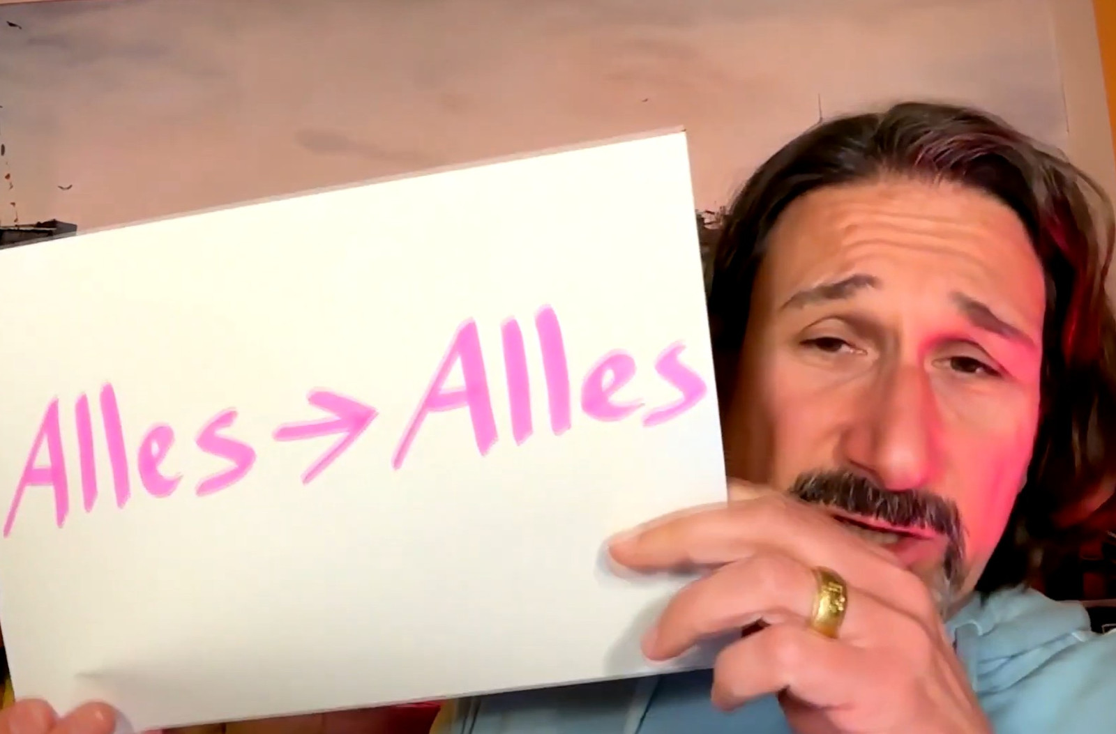 Alles ist alles
